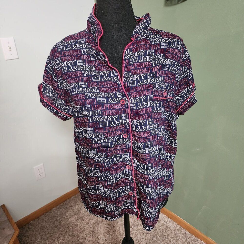 Tommy Hilfiger Short Sleeve Button Down 100% Rayon